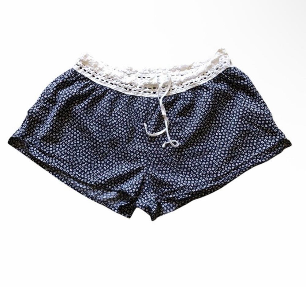 Aerie Navy Floral Lounge Shorts Crochet Waist Drawstring Women’s Large